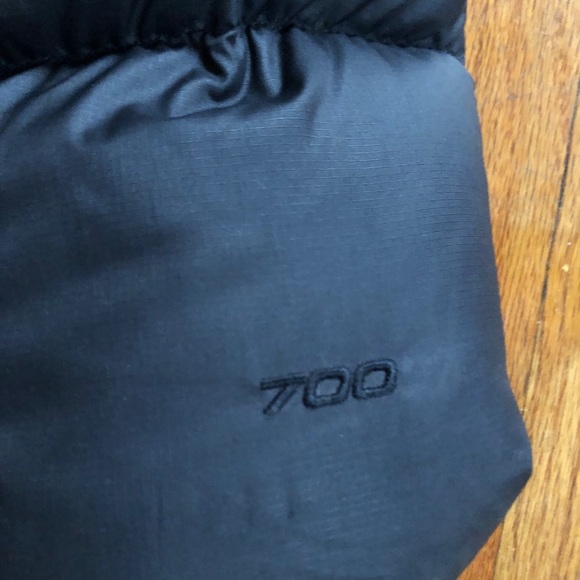 North Face 700fill Puffer Jacket - Picture 4 of 5
